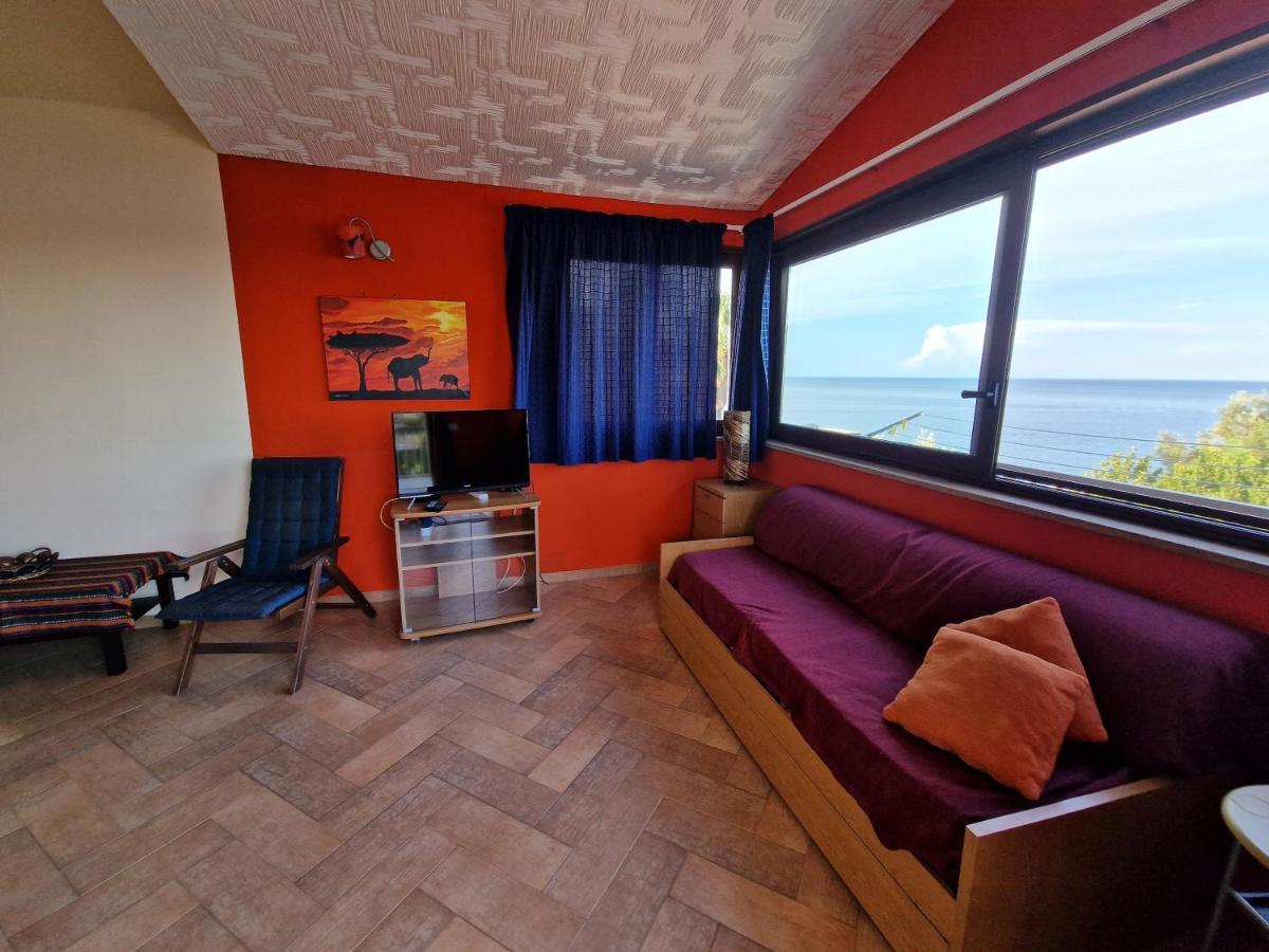 ブルコリ Casa Di Poseidoneヴィラ エクステリア 写真
